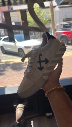 Offwhite Vulcan Sneaker size 8