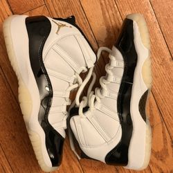 Brand New No Box Size 5Y Jordan 11 Grattitude 