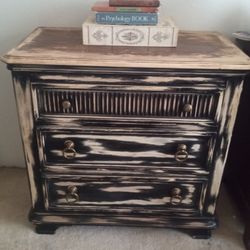 Shabby Chic Dresser