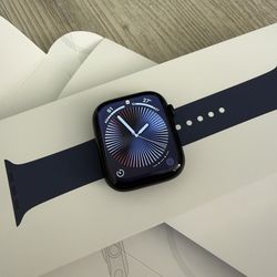 Apple Watch 7 45 mm GPS with New Band