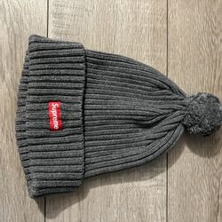 Supreme Grey Pom Pom Beanie 