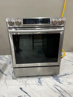 Samsung Stainless Steel Slide-In Electric Range