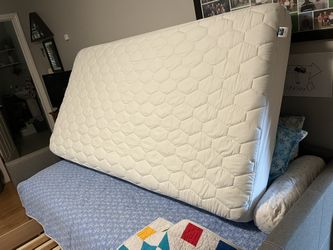 Twin Mattress (Rarely Used)
