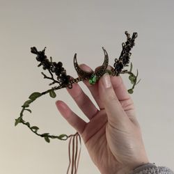 Crescent Moon Fawn ~ Crown Assessory