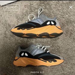 Yeezy 700 Blue/Orange