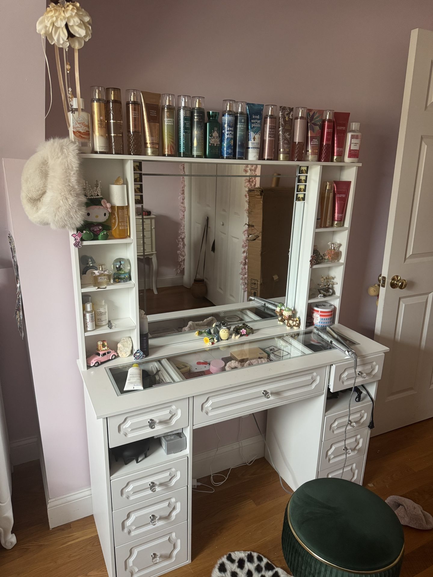 Vanity With Mirror