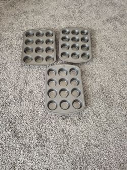 Baking pans