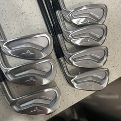 Mizuno 243 irons