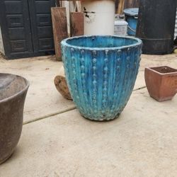 Pots And Pot Stands