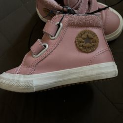 Pink Toddler Converse Shoes Size 7