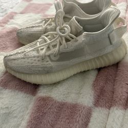 Yeezy Bone Size 7