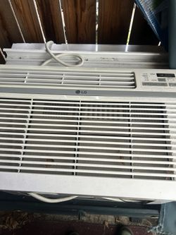 LG Air Conditioner 