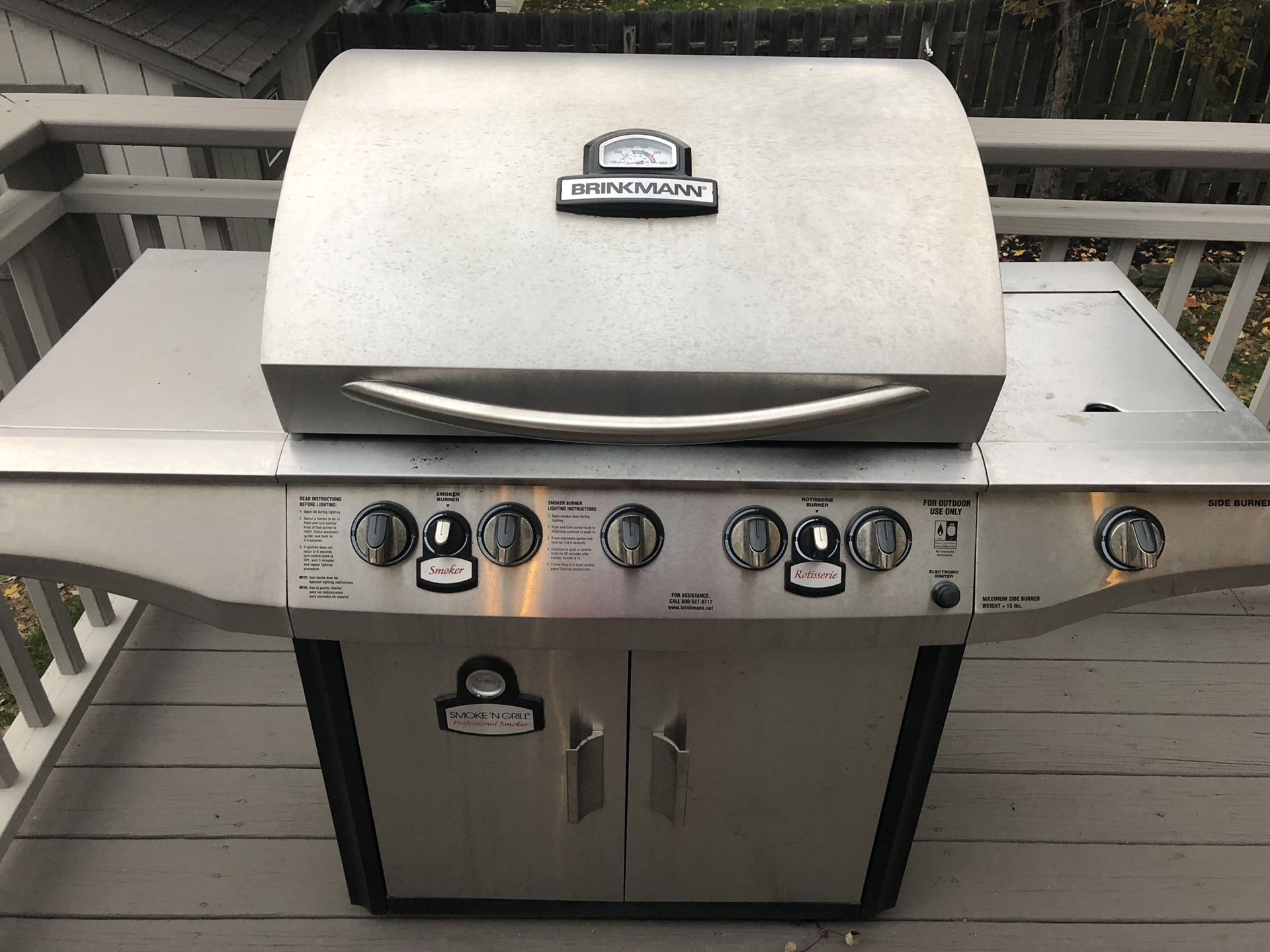 Brinkmann Smoke ‘n Grill 5-burner propane grille with built-in smoker and side burner (cover included)