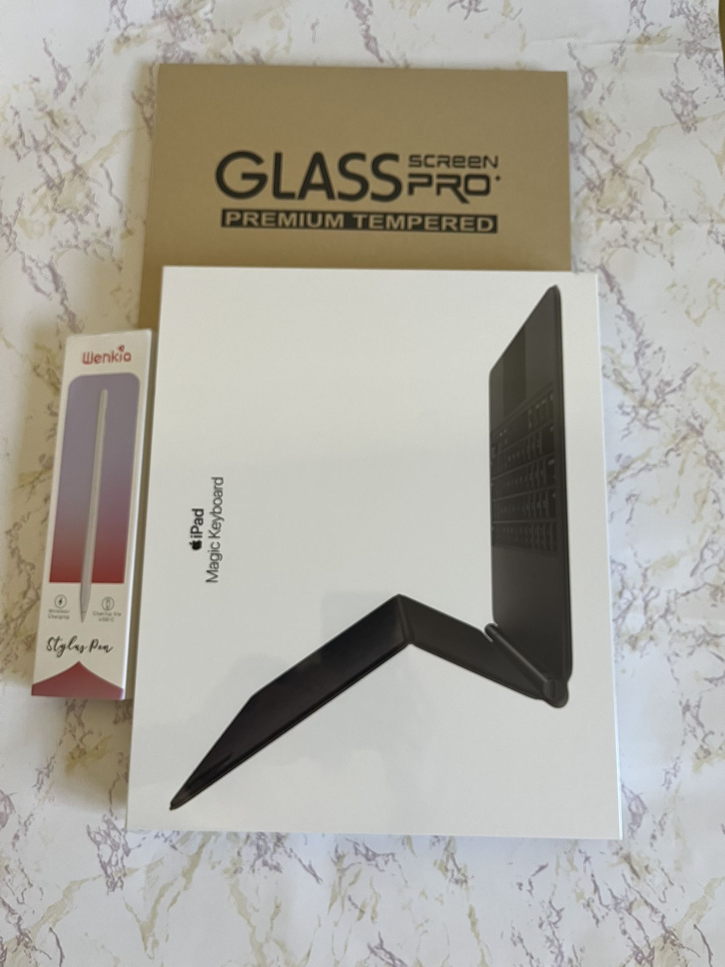 Apple Ipad Pro 12.9” 3rd 4th 5th 6th generation Magic Keyboard case new sealed