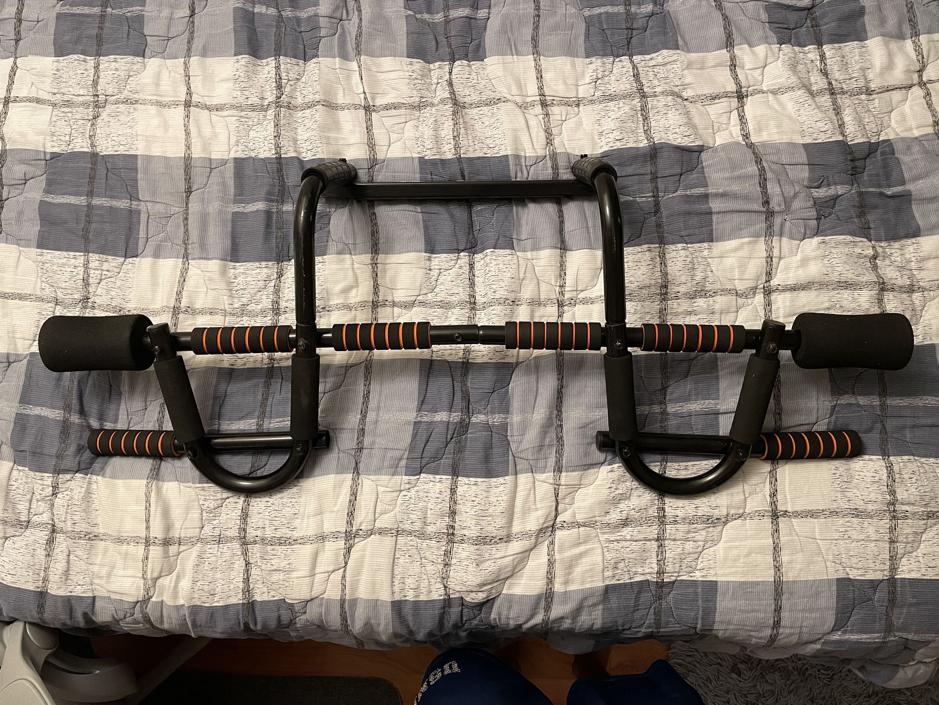 Pull Up Bar Doorway