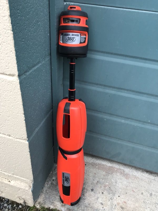 Sold at Auction: Black & Decker CrossHair Auto Laser Level & Gas