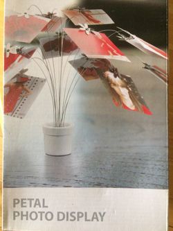 Petal Flower ceramic Metal Photo Display tabletop desk