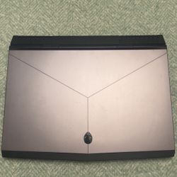 Alienware 17 R4 17 .3" Laptop I7, 16GB RAM, GTX 1070, 128GB SSD, 1TB HDD