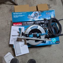 Makita Magnesium Hypoid Saw 
