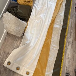 8’ Curtains 