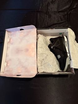 size 10 air jordan 4 retro SE black/ LT Steel grey-white