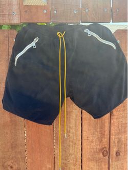 Rhude Men’s Velour Workout Shorts (Black, Small =32)