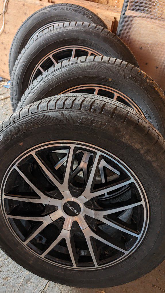 Touren Wheels and Sumitomo Tires