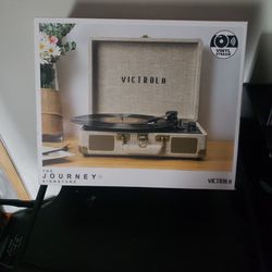 Victrola Record Player With Bluetooth