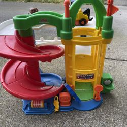 Little peoples garage