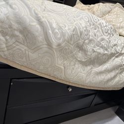 Queen Bed Set 