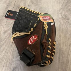 Youth Rawlings Baseball Glove