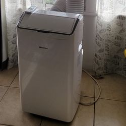Hisense 12,000 BTU Portable Air Conditioner 