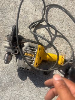 Taladro dewalt
