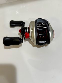 NEW Abu Garcia Revo STX, 40% off