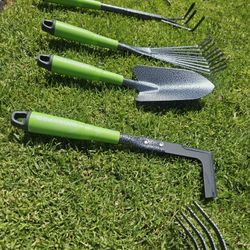 GARDEN HAND TOOLS