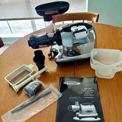 Omega 8006 All In One Nutrition System & Juicer