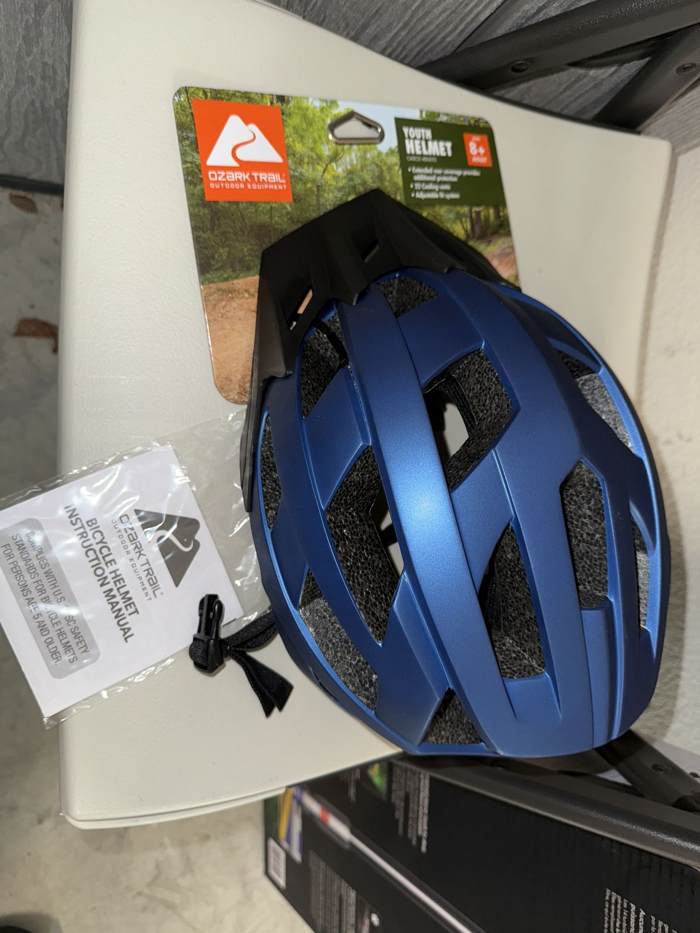 Brand New Ozark Trail Bicycle Helmet Blue Age8+