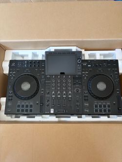 XDJ-AZ