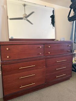 Dresser or Credenza - Real Wood Mid-Century Style 6-Drawer with Mirror $200 OBO