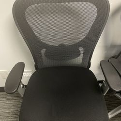Office Chair (9 To 5 Seating) 