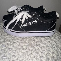 HEELEYS youth Size 3