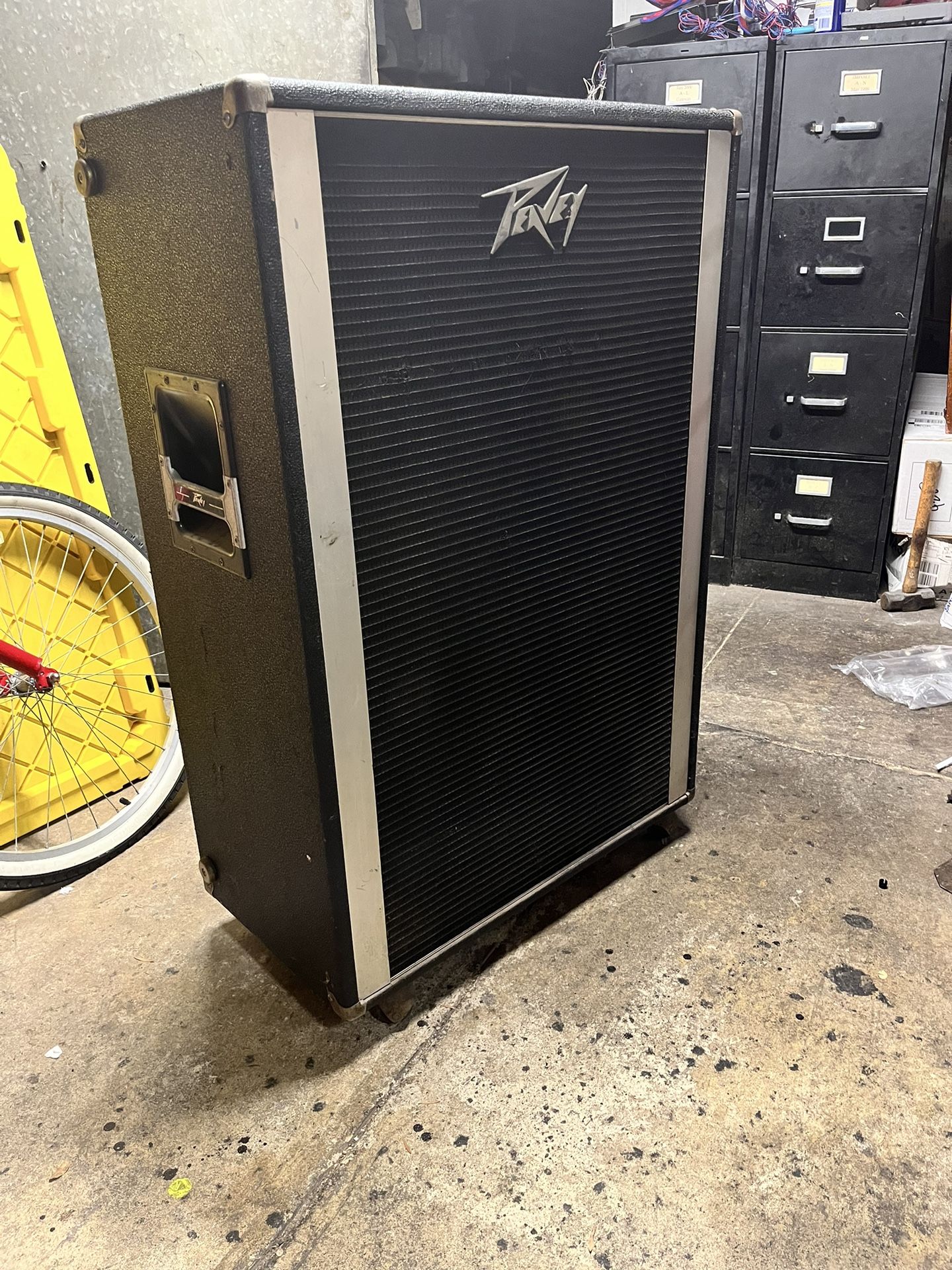 Peavey 412M