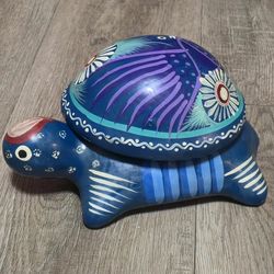 Mexico Folk Art Large Turtle Lidded Clay Box (Read)