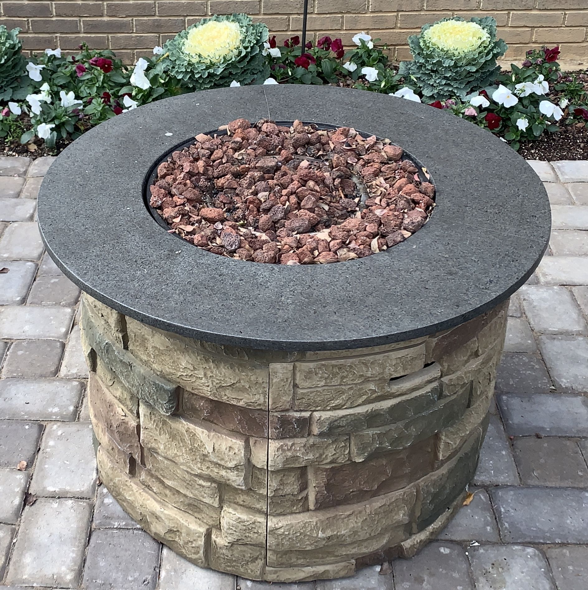 36" / 3 FT Round Newcastle Outdoor Gas Fire Pit Table - Bond Mfg.