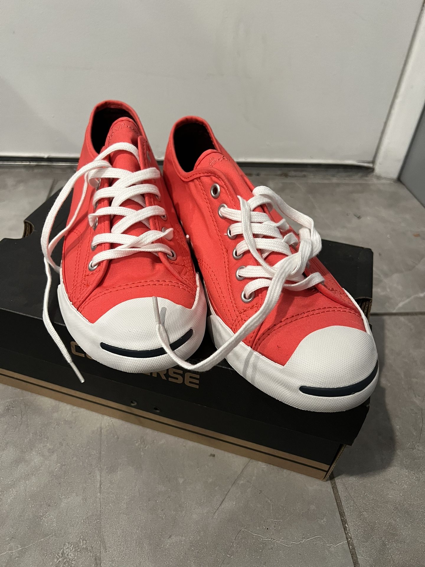 Converse Orange Red Size 8.5