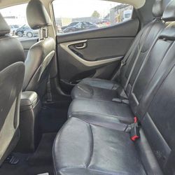 Hundai Elantra