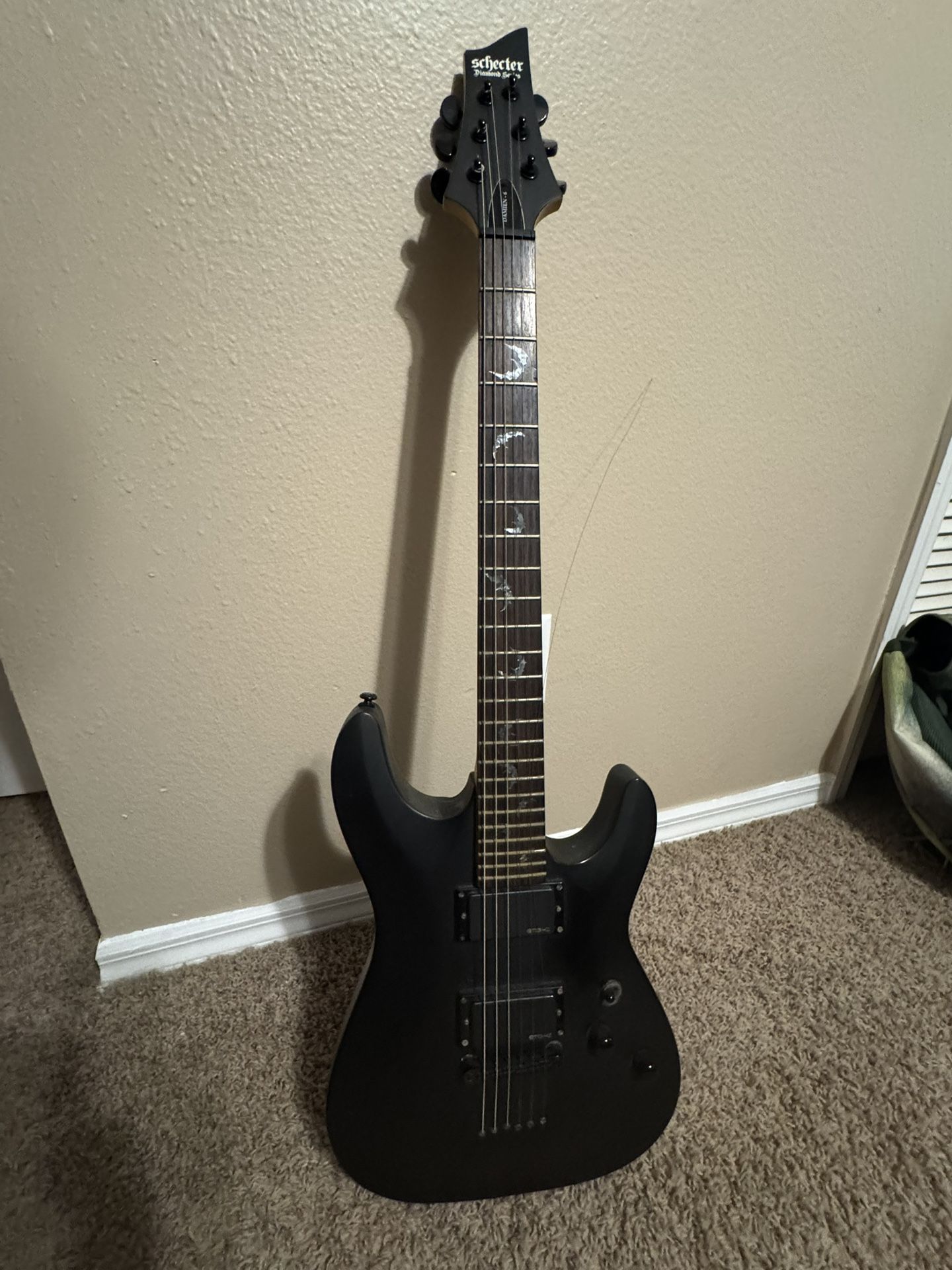 Schecter Damien 6 Electric Guitar W/ Case