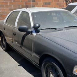 2011 Ford Crown Victoria