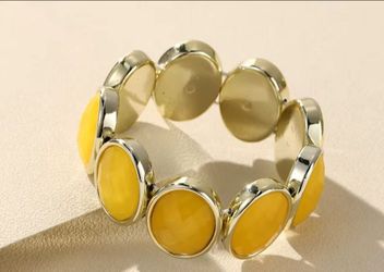 $30 Vintage gold-tone stretchy.
