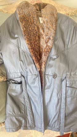 Women Winter Coat Real Leather With Regulations Long Sleeve